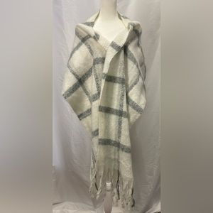 Women’s Scarf, white and gray